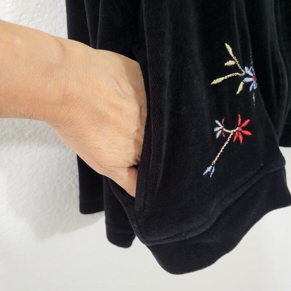 Vintage Capacity Knits Jacket Womens  XL Black Velour Embroidered Floral… - Picture 6 of 11